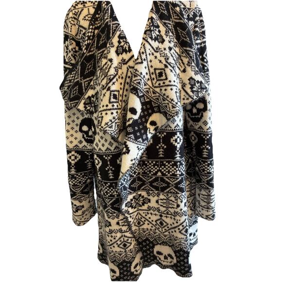 TORRID Skull Fair Isle Cardigan Sweater Goth Whimsigoth Xmas Cozy Comfy Sz 2 - L - Picture 4 of 16